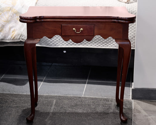 Mahogany Flip Top Cookie Cutter Corners Accent Game Table