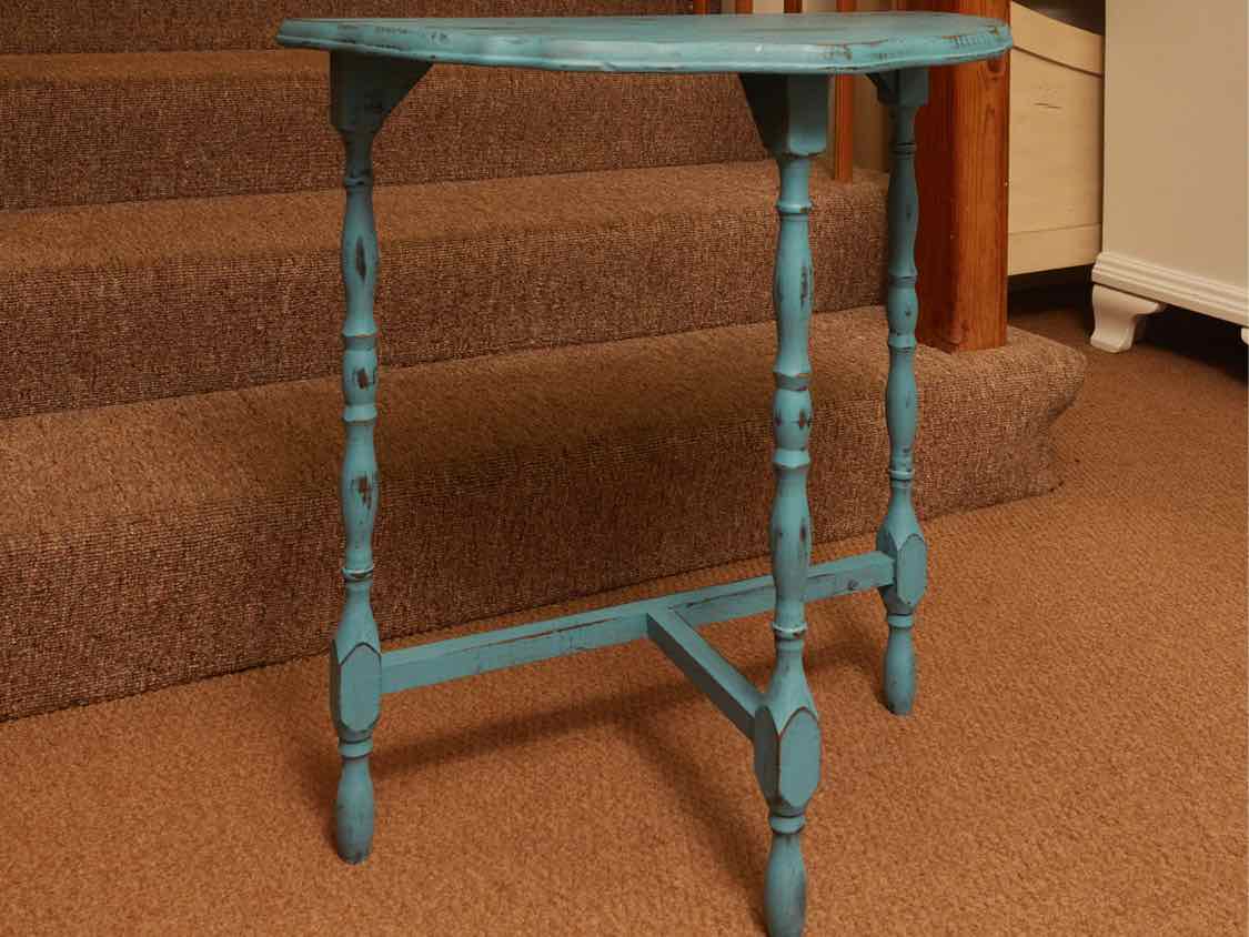 Distressed Aqua Blue Finish Demi Side Table