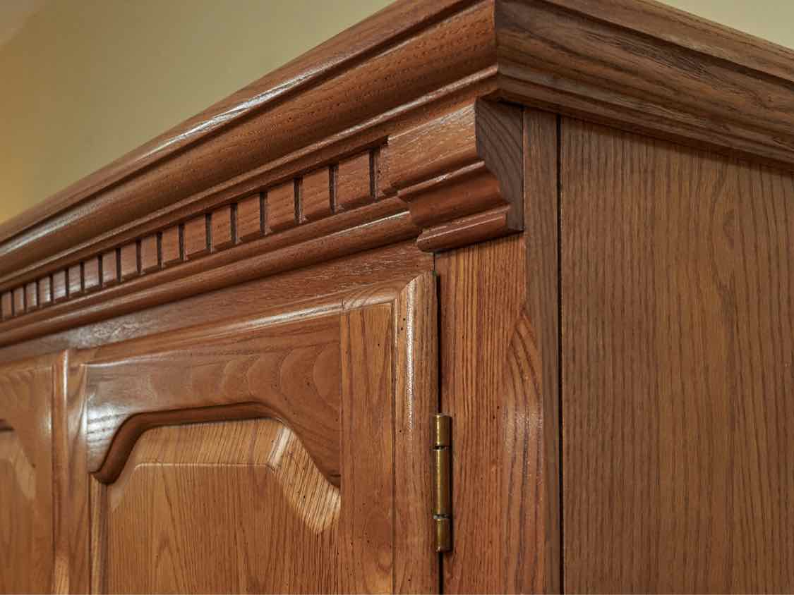 Vaughan Bassett Oak 2 Door 2 Shelf 3 Drawer Brass Handles Chifferobe Chest
