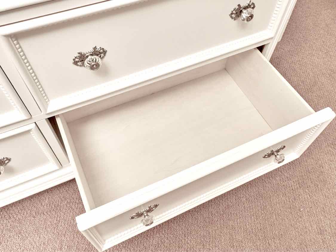 White Finish 6 Drawer Dresser with Beaded Trim Drawers
