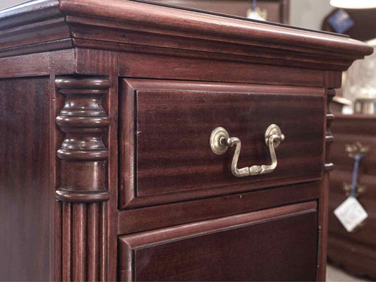 One Drawer Mahogany Nightstand