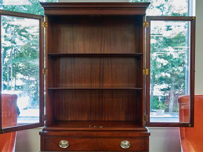 Drexel Mahogany China Cabinet W/ Glass Doors