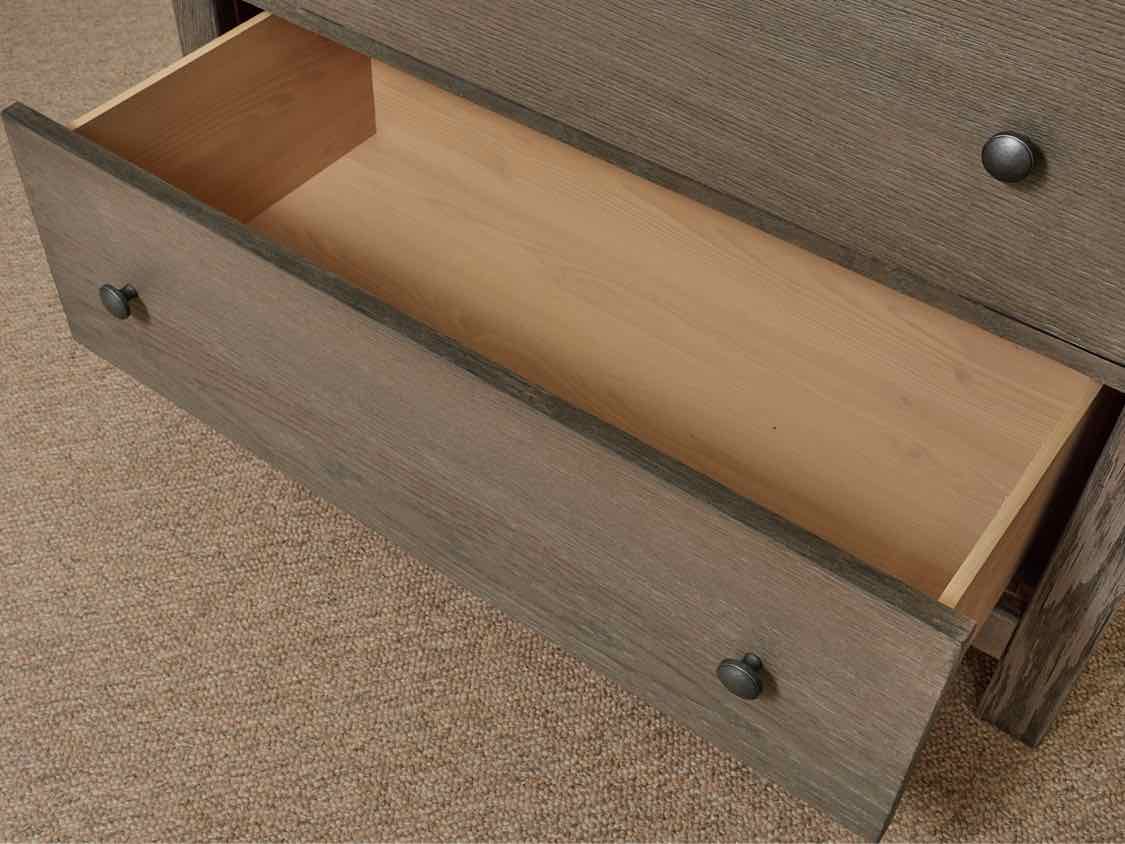 Vaughan Bassett  Fundamentals Grey 4 Drawer  Chest