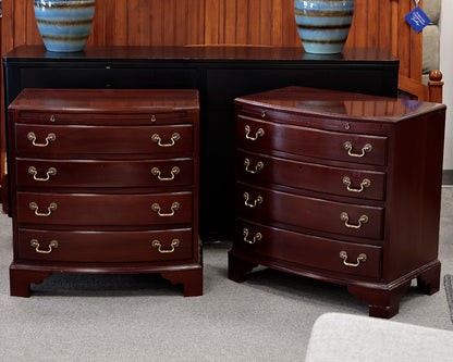 Pair Of Lexington Furniture Mahogany Nightstands
