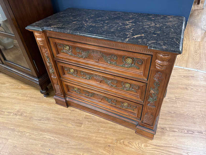 Pulaski Marble Top 3-Drawer Bachelor Chest