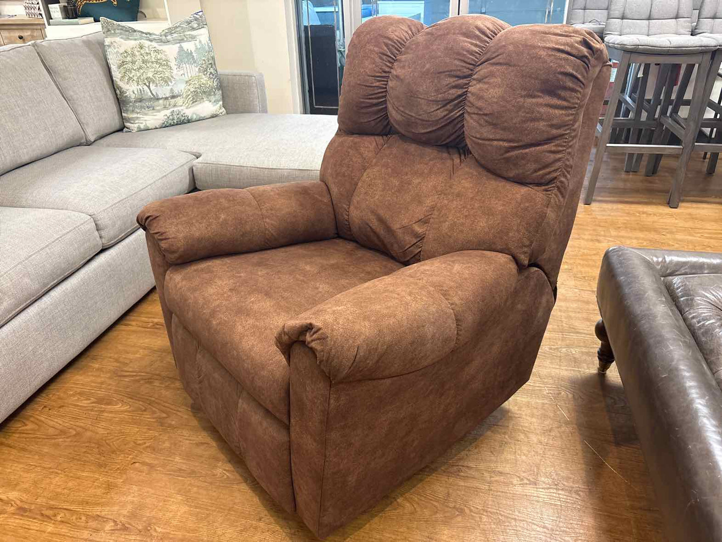 Manual Rocking Recliner