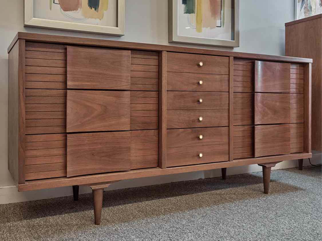 RWay Light Cherry MCM Nine Drawer Dresser