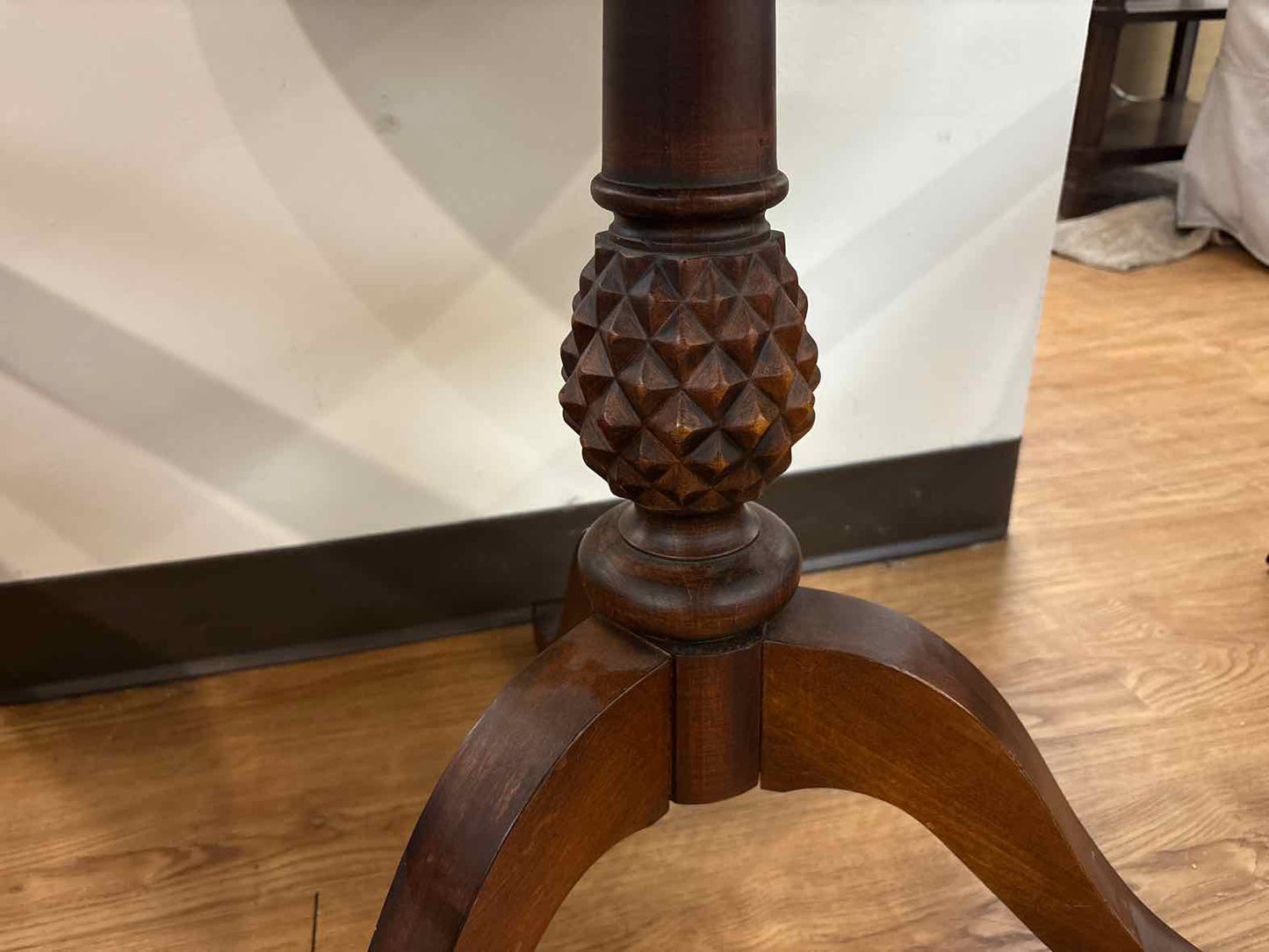 Ethan Allen 'Old World Treasures' Cherry Accent Table