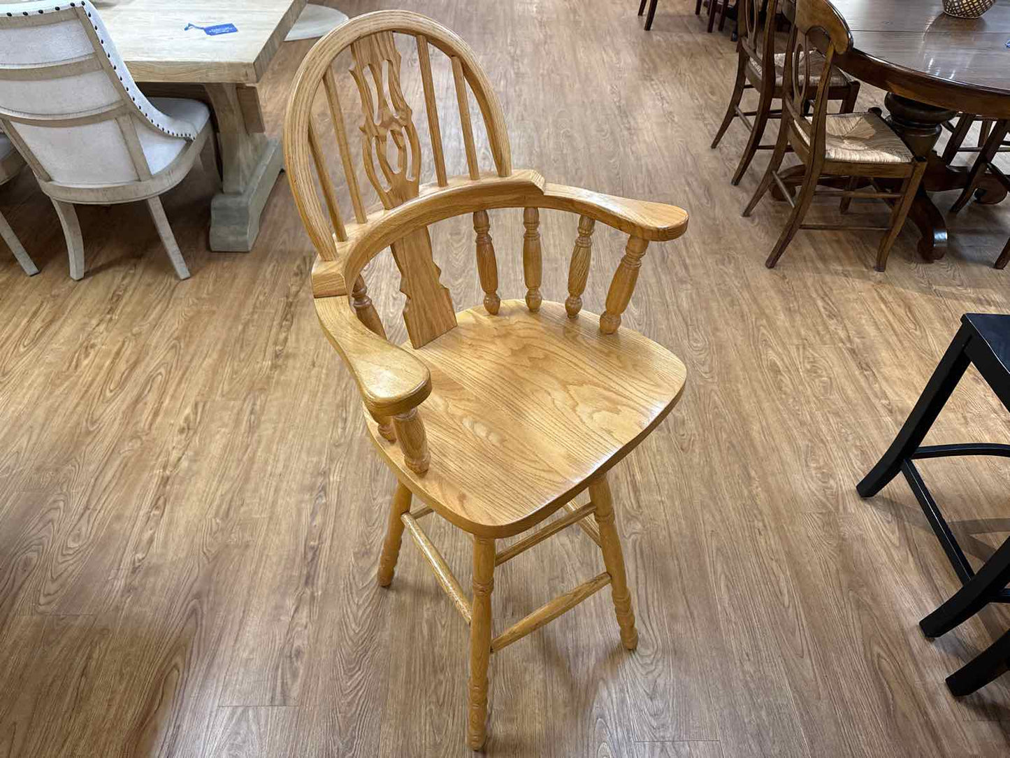 Oak Specialists Furniture Pub Table & Barstool Set