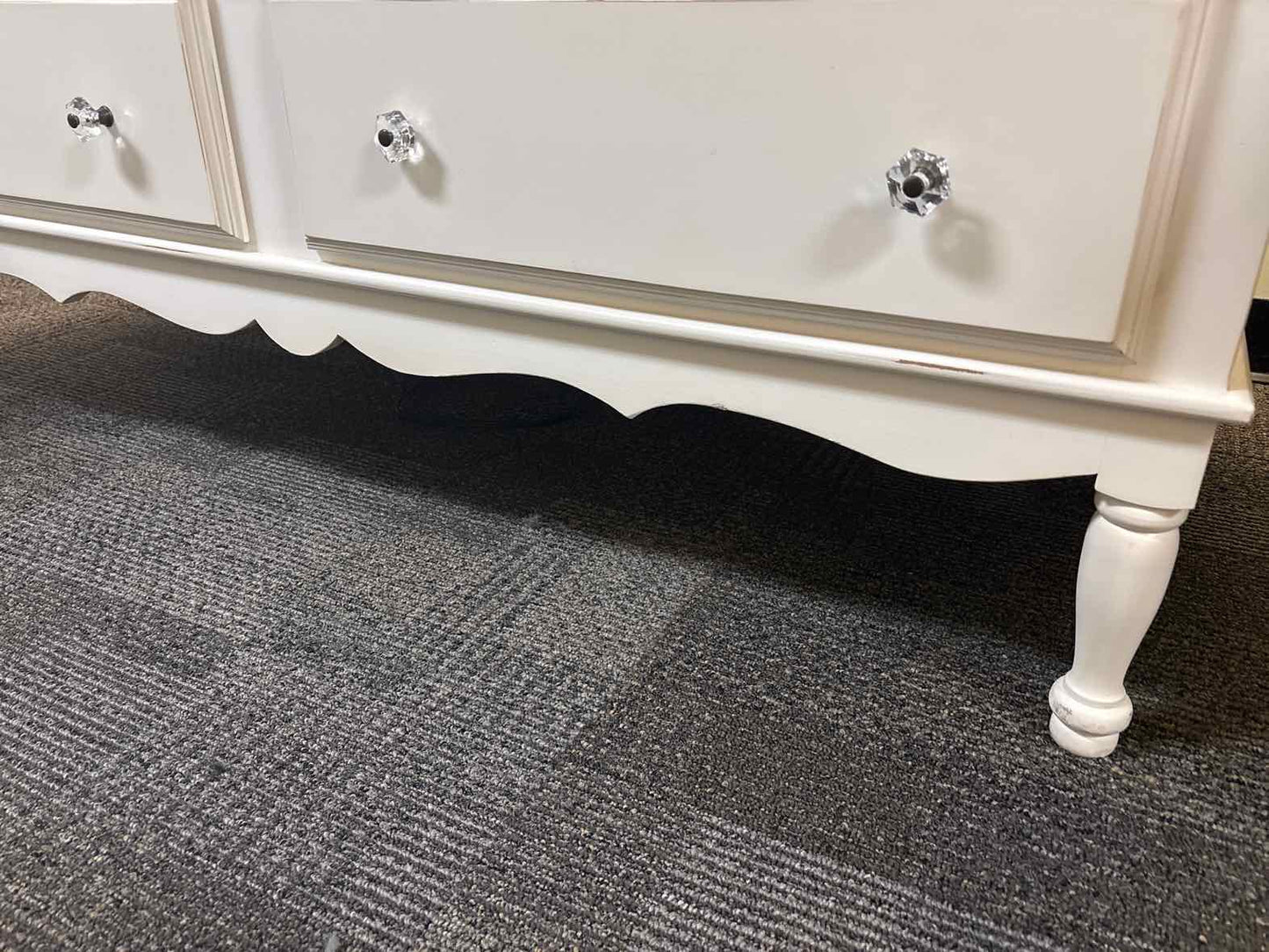 Newport Cottages 'Celine' 6-Drawer Dresser