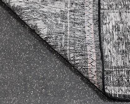 Black and White Oriental Styled 8'x10' Area Rug