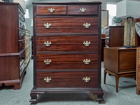 Mahogany Block Front  5 Drawer Chest
