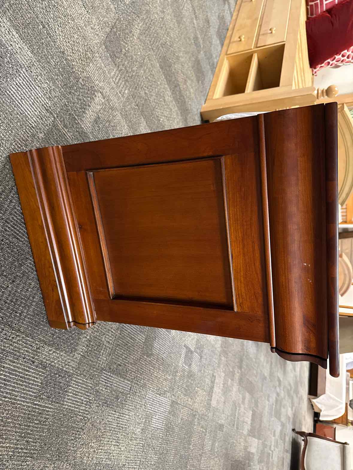 Mastercraft Cherry 3-Drawer Nightstand