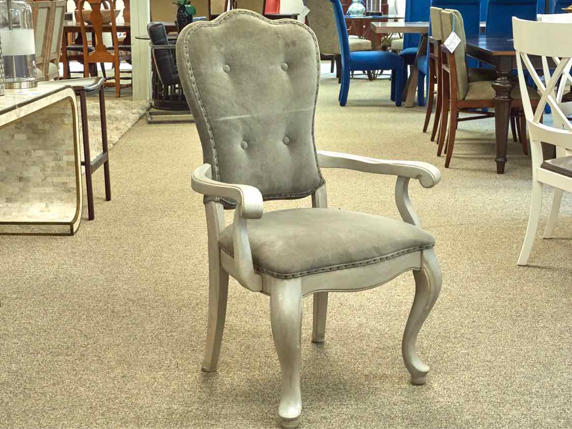 Universal Grey Driftwood Finish Table & 8 Chair Set