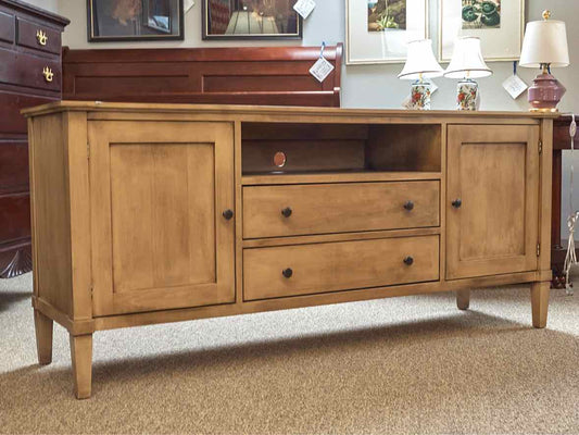 Gat Creek 'Monaco' Maple Media Furniture