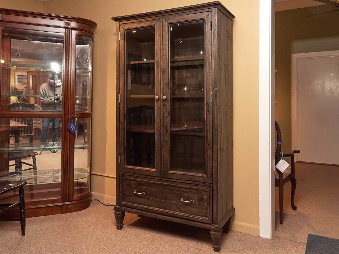 ' Driftwood Charcoal' Finish 2 Glass Door 1 Drawer 3 Shelf  Display Cabinet
