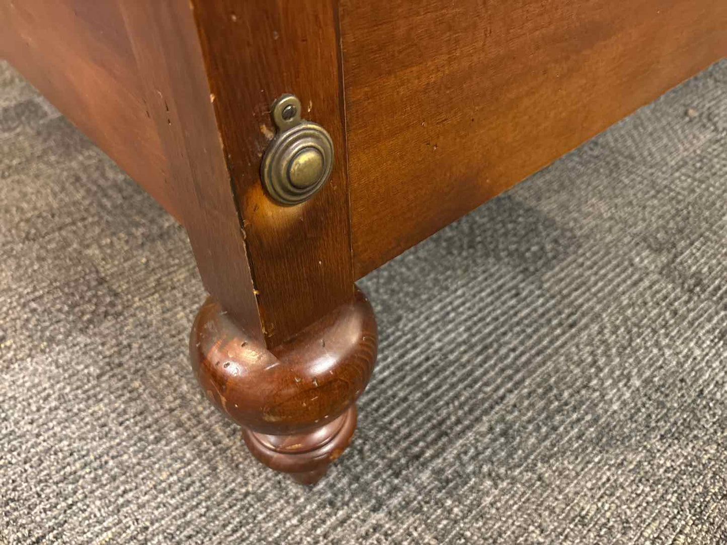 Ethan Allen British Classics King Sleigh Bed