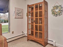 Stickley Mission  Quartersawn Oak Display Cabinet with 2 Glass Doors & Lights