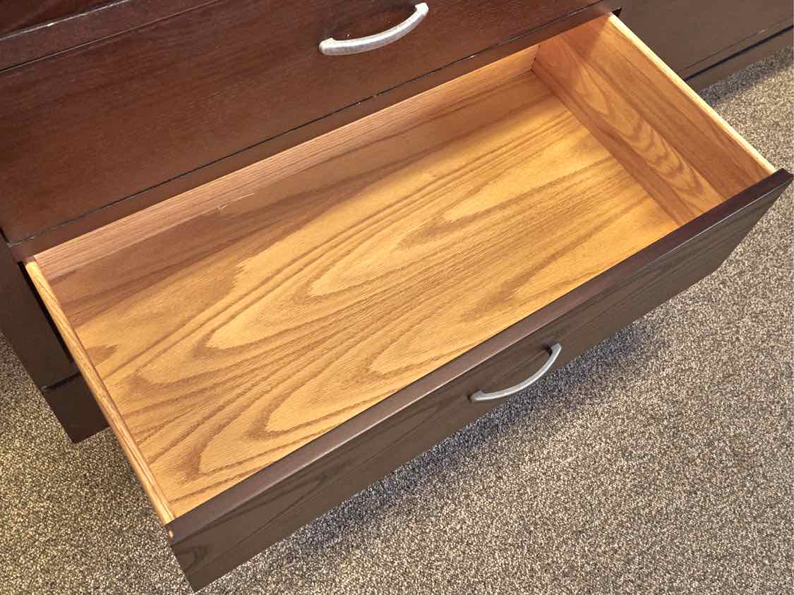 Ethan Allen Double Dresser in Espresso Finish Oak