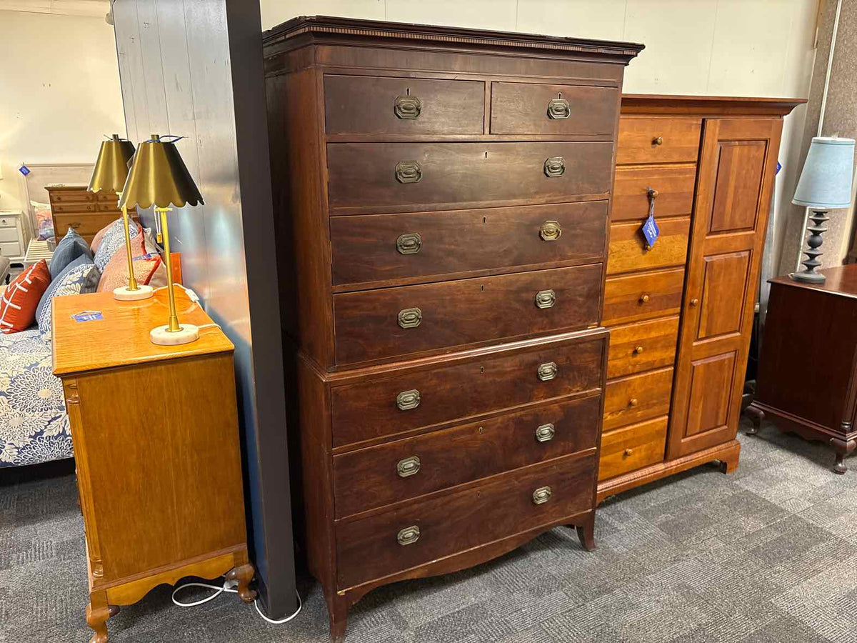 Mahogany 8-Drawer Chest on Chest