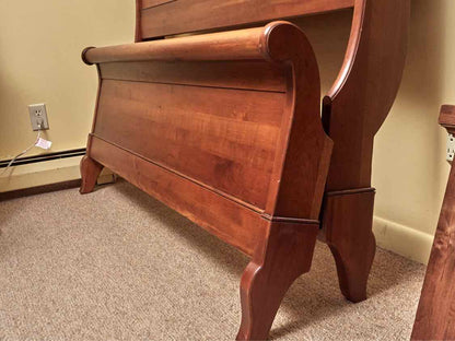Ethan Allen Cherry Sleigh  Full Bed Includres Siderails & Slats