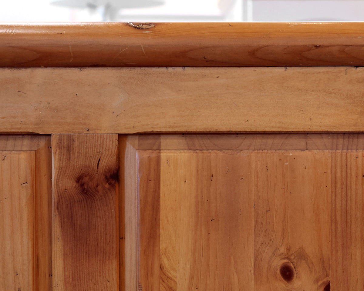 Twin Vintage Pine Daybed