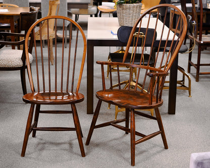 Nichols & Stone Dining Table & Chair Set