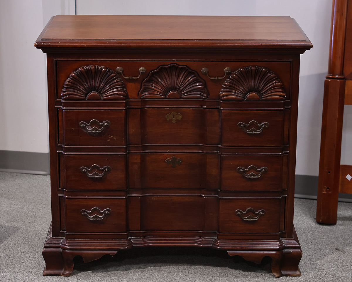 Thomasville Mahogany 4 Drawer Accent Chest