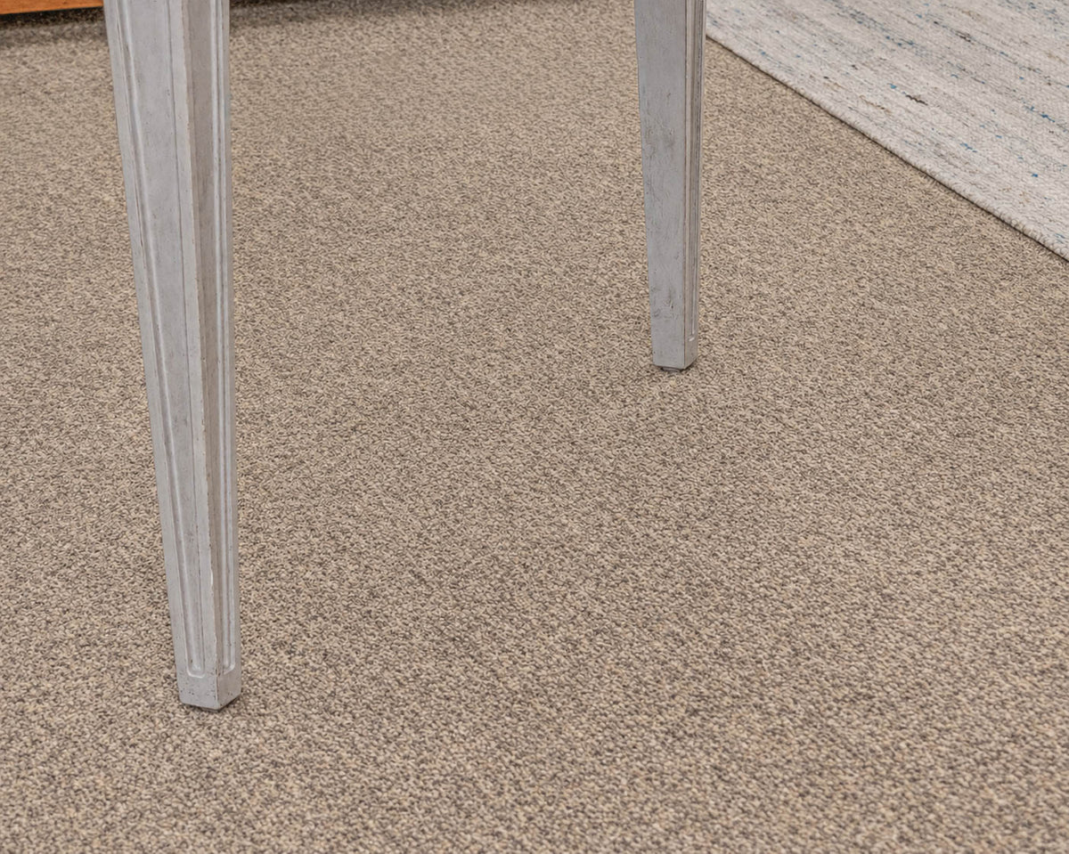 Eloquence Saskia Swedish Dining Table in 'Gustavian Grey"