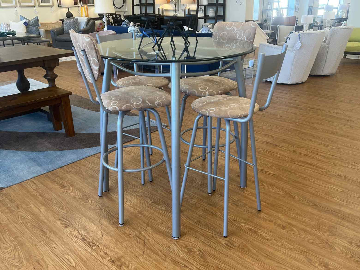 Now Furnishings High Top Glass Table w/ 4 Stools