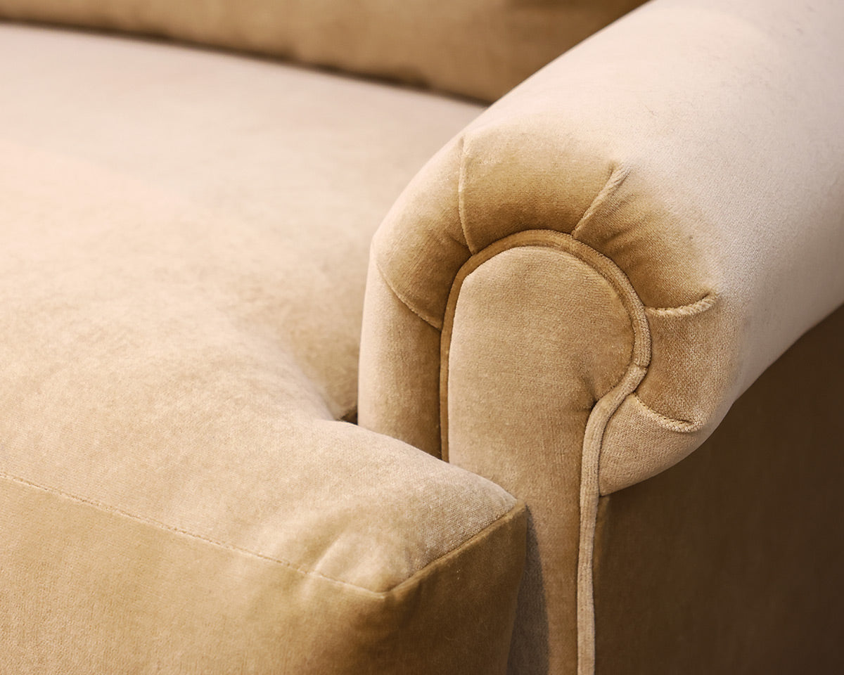 Lee Industries Sofas