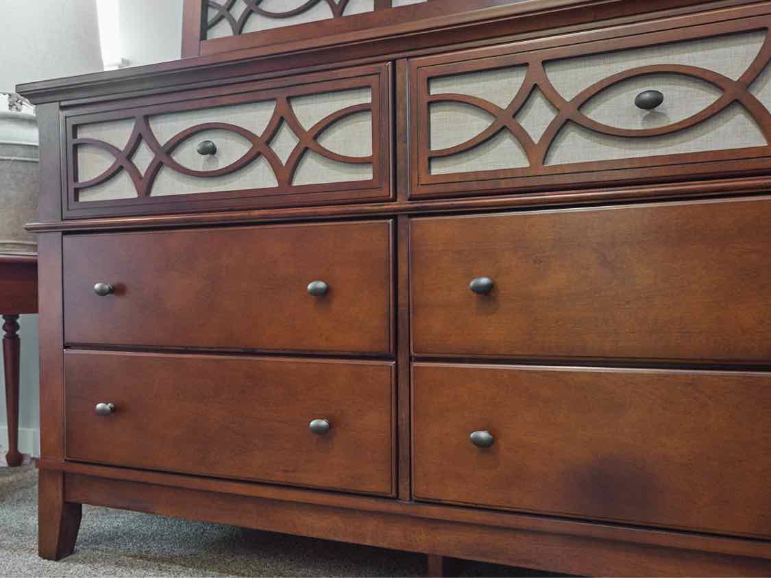 King Size Cherry Stain Bedroom Set