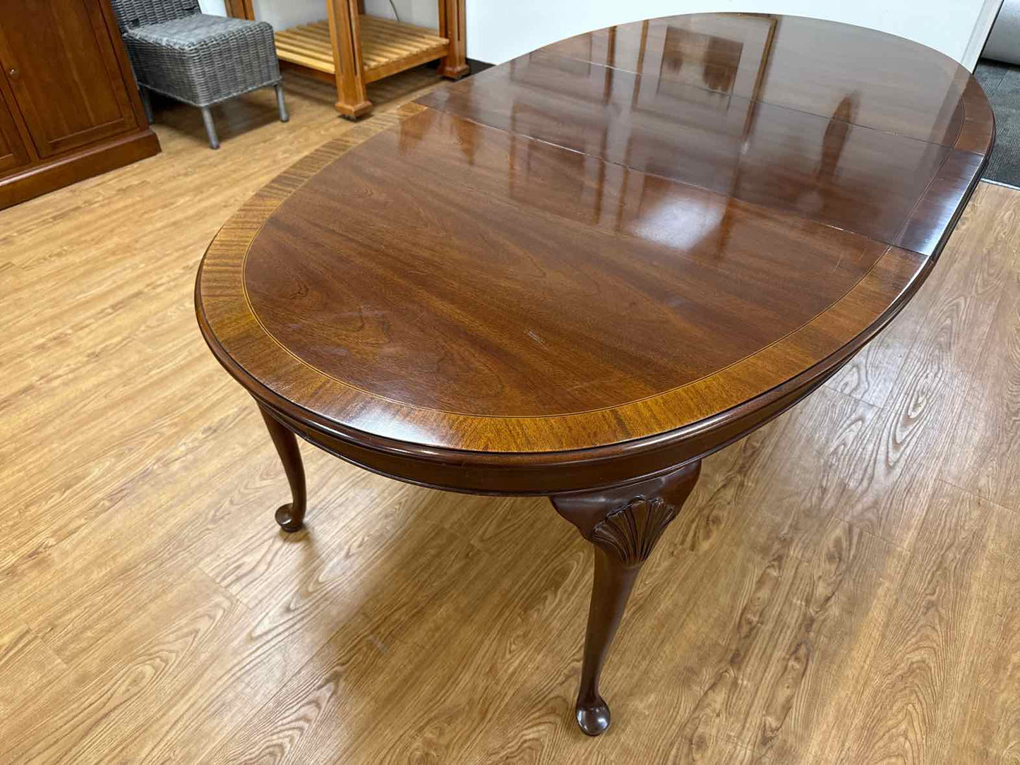 Councill Craftsman Inlaid Oval Dining Table