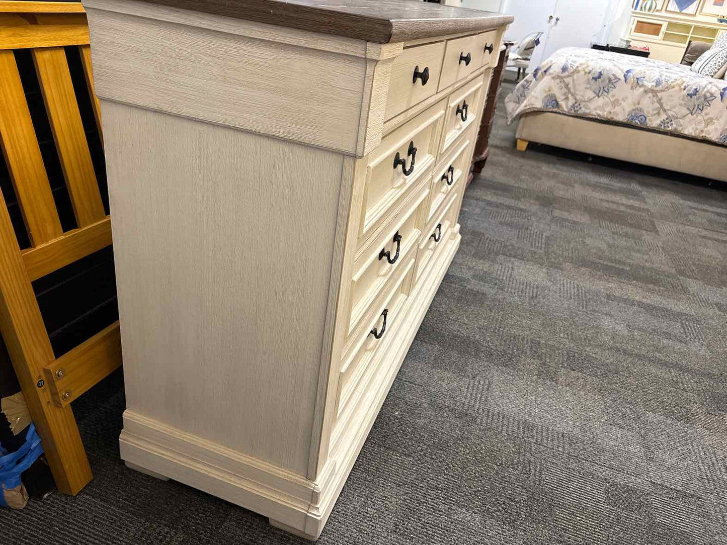 Distressed 9-Drawer Dresser in Off-White