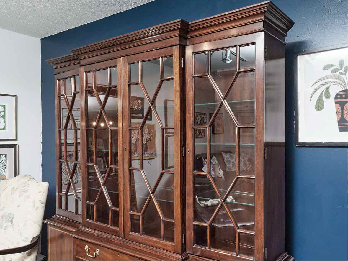 Henkel Harris Mahogany Banded Inlay 4 Glass Door Breakfront Cabinet