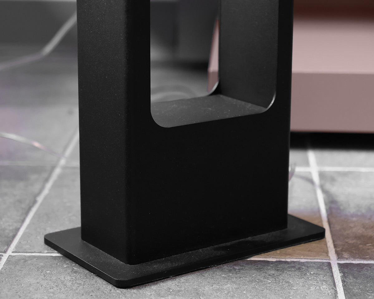 Alma Light NOTE Contemporary Black Floor Lamp