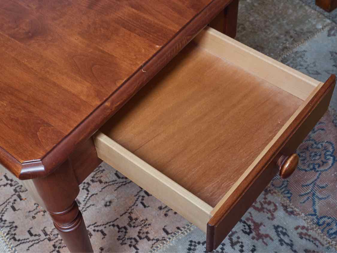 Cherry Side Table with 1 Drawer & Spoon Feet