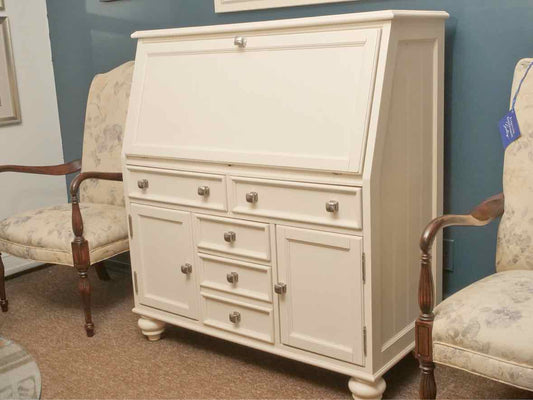 American Drew Ivory Finish 3 Drawer 1 File Drawer  2 Doos Secretary Desk
