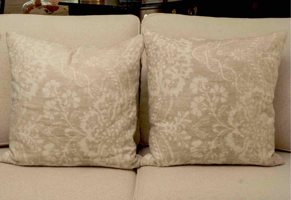 Pair Of Pottery Barn  Flax Moroccan  Inspired Pattern Accent Pillows