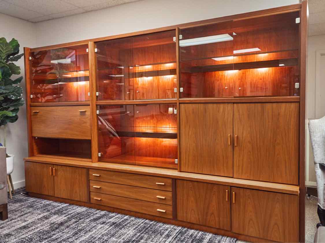 Rosewood  Display Cabinet/Wall Unit with Lighted Interior  Made in Germany
