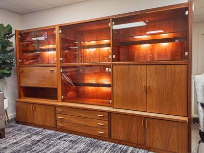 Rosewood  Display Cabinet/Wall Unit with Lighted Interior  Made in Germany