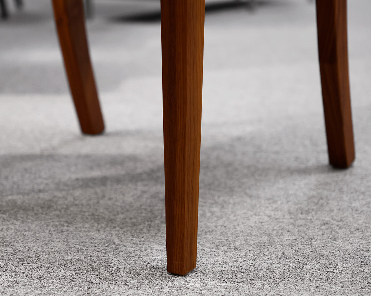 Set of 4 'Bridgewater' Pompanoosuc Mills Dining Chairs