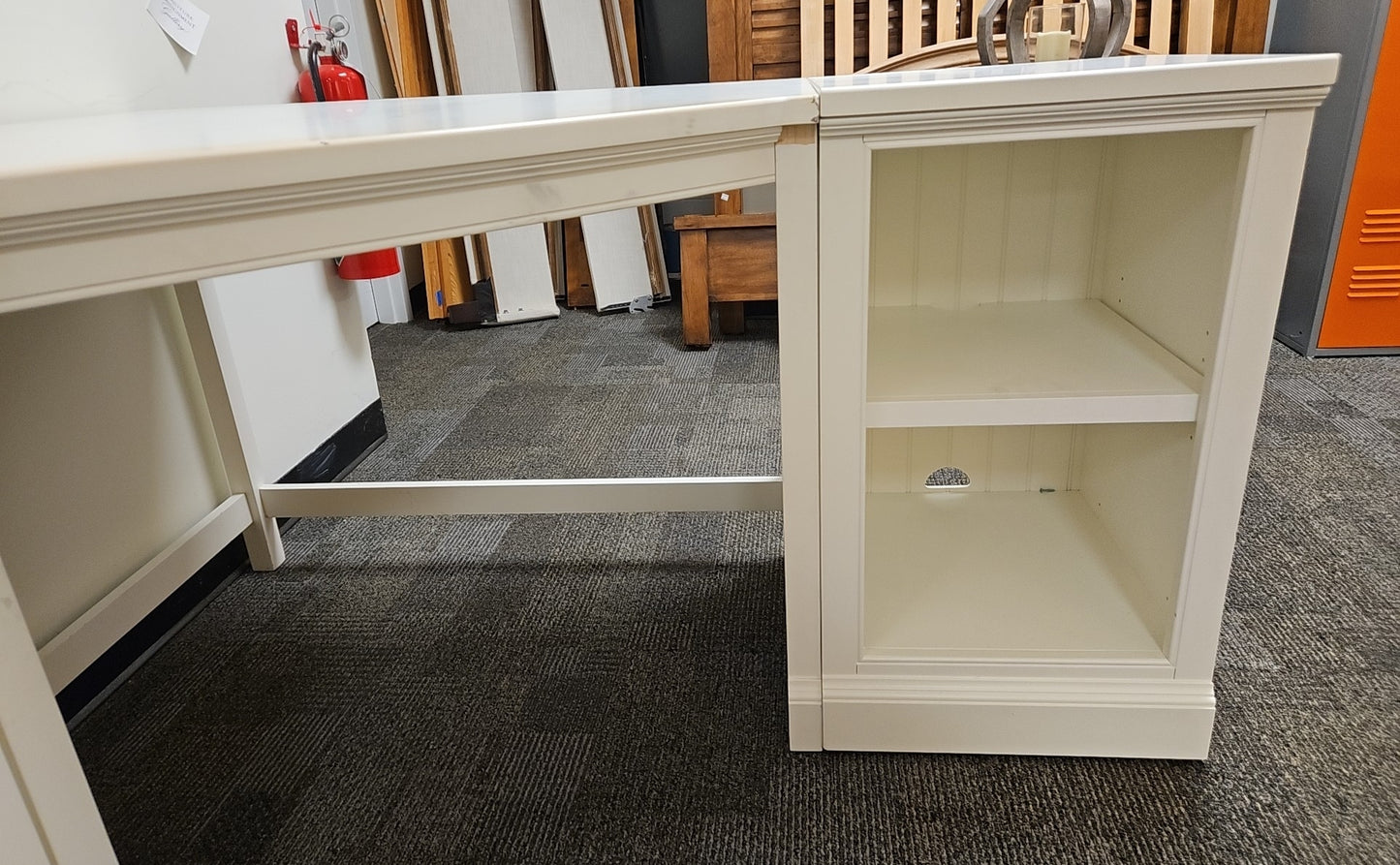 Pottery Barn 'Aubrey' Desk