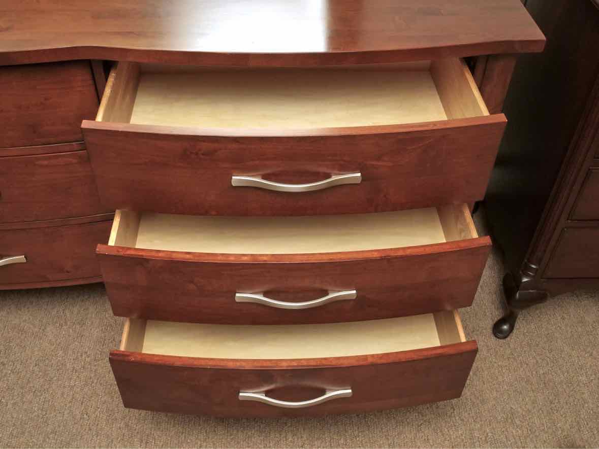 Mastercraft  Ash 6 Drawer Dresser with Mirror