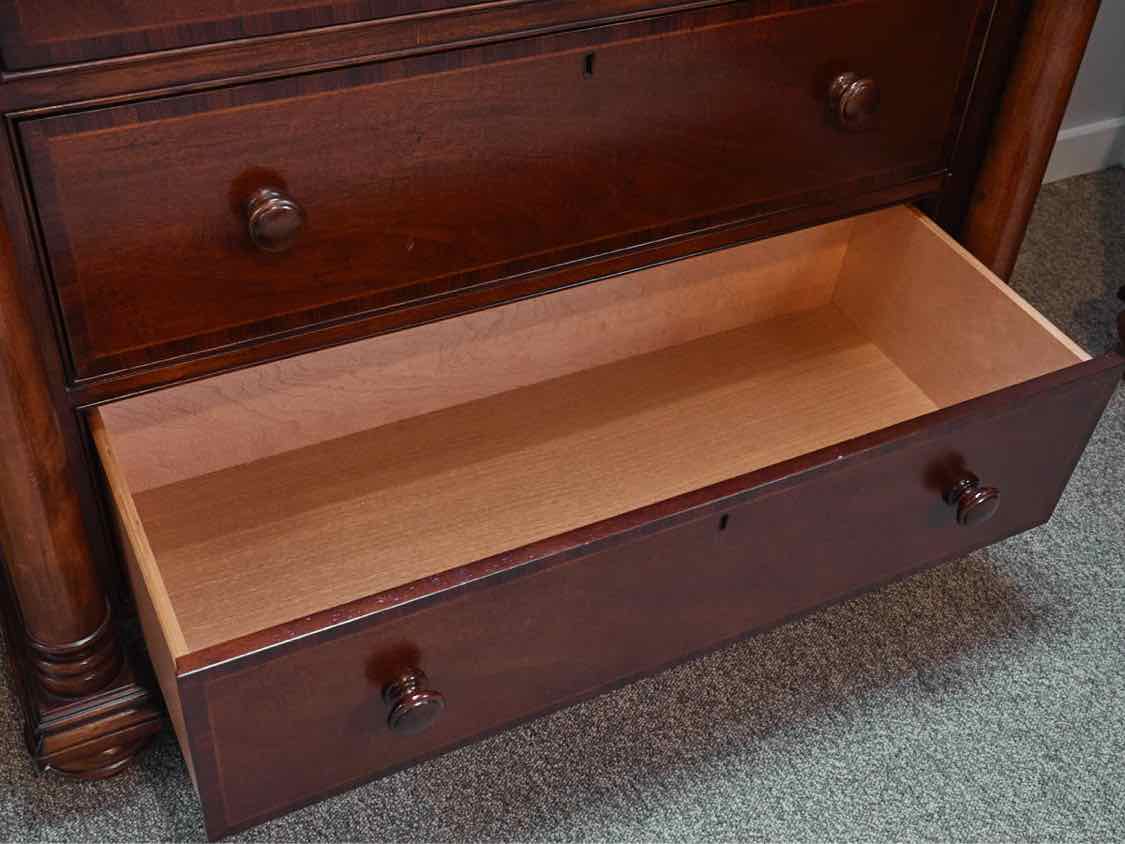 Thomasville Mahogany Finish Empire Style 9 Drawer Chest