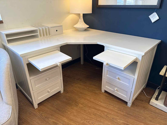 Pottery Barn Teen Beadboard Corner Desk