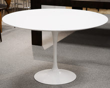 Knoll Dining Tables