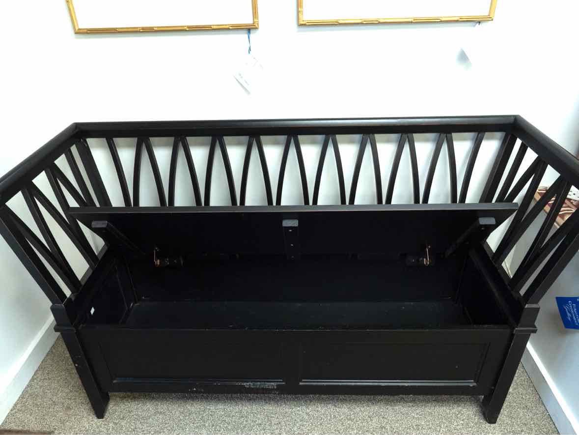 Highback Triangle Slatted Bench W/ Storage