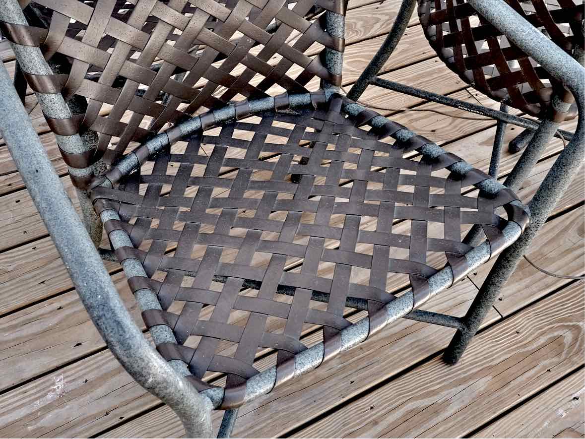 Brown Jordan Round 48"Round Table  & 6 ChairOutdoor Dining Set