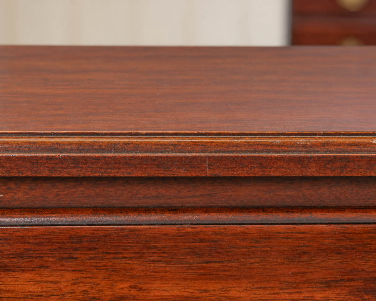 Henkel Harris One Drawer Mahogany Nightstand W/ Two  Doors